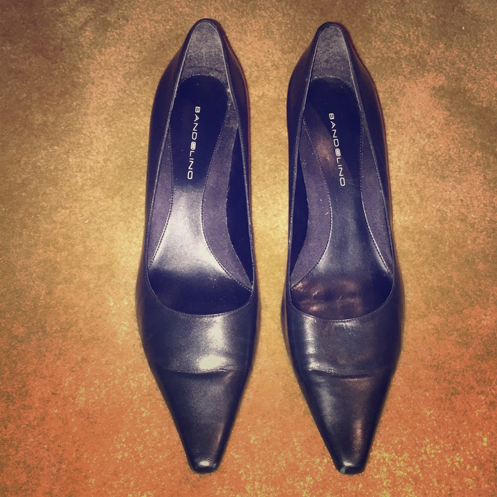 Bandolino blue pumps.
